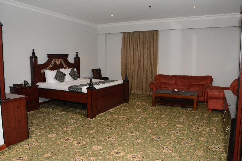 Phoenicia Hotel Manama Exterior foto